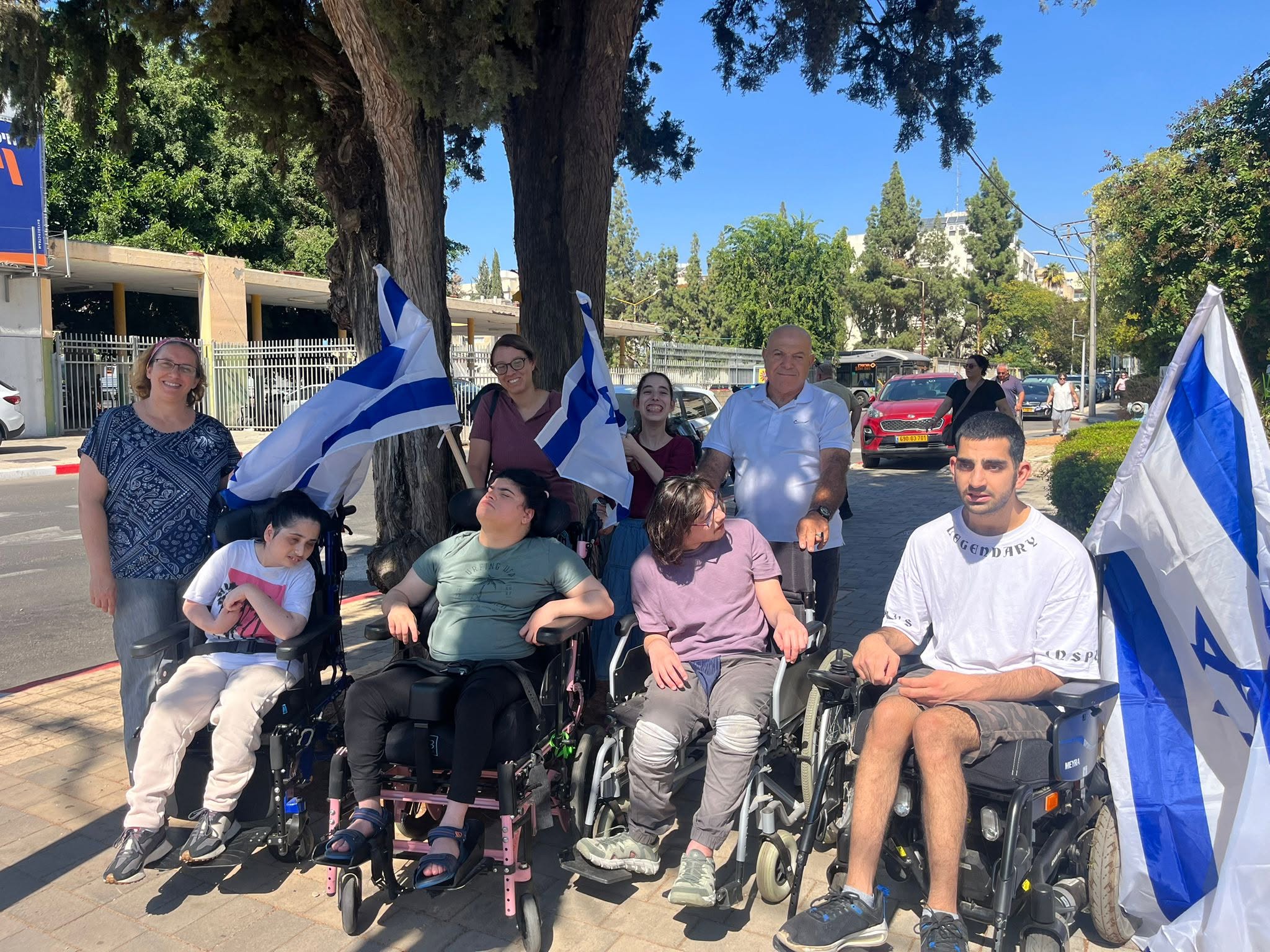 מלווים את תמיר נמרודי